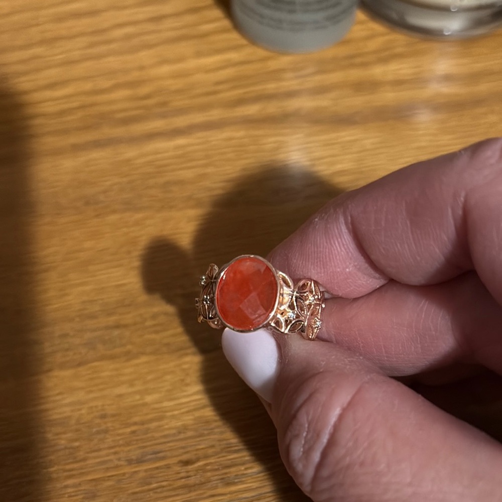 Elegant Gold and Orange Gemstone Ring